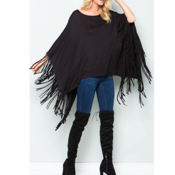 Boho Fringe Hem Poncho Top - Picture 2 of 2